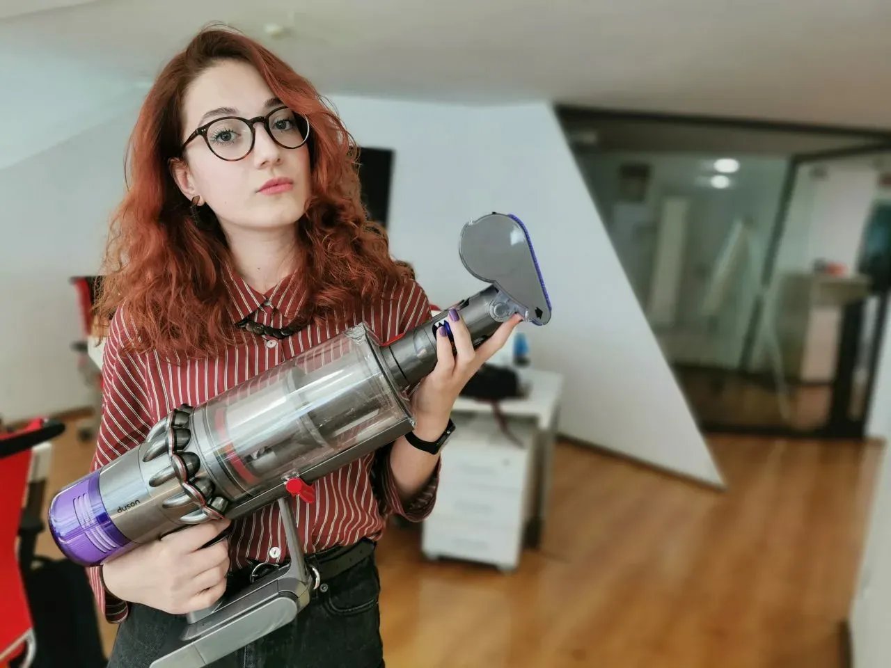 Как Dyson проверяет пылесосы перед продажей: испытания на прочность