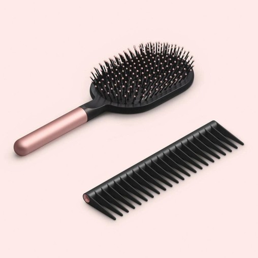 Набор расчесок Dyson клубничного цвета